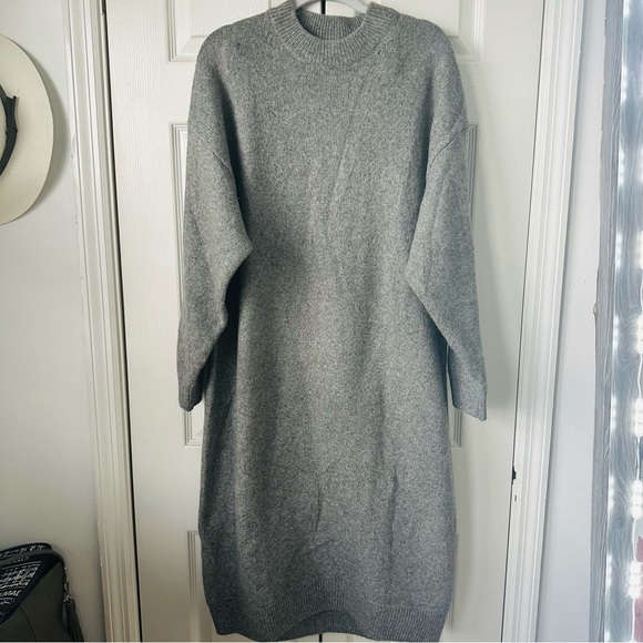 H&M Gray Sweater Dress - Picture 3 of 7